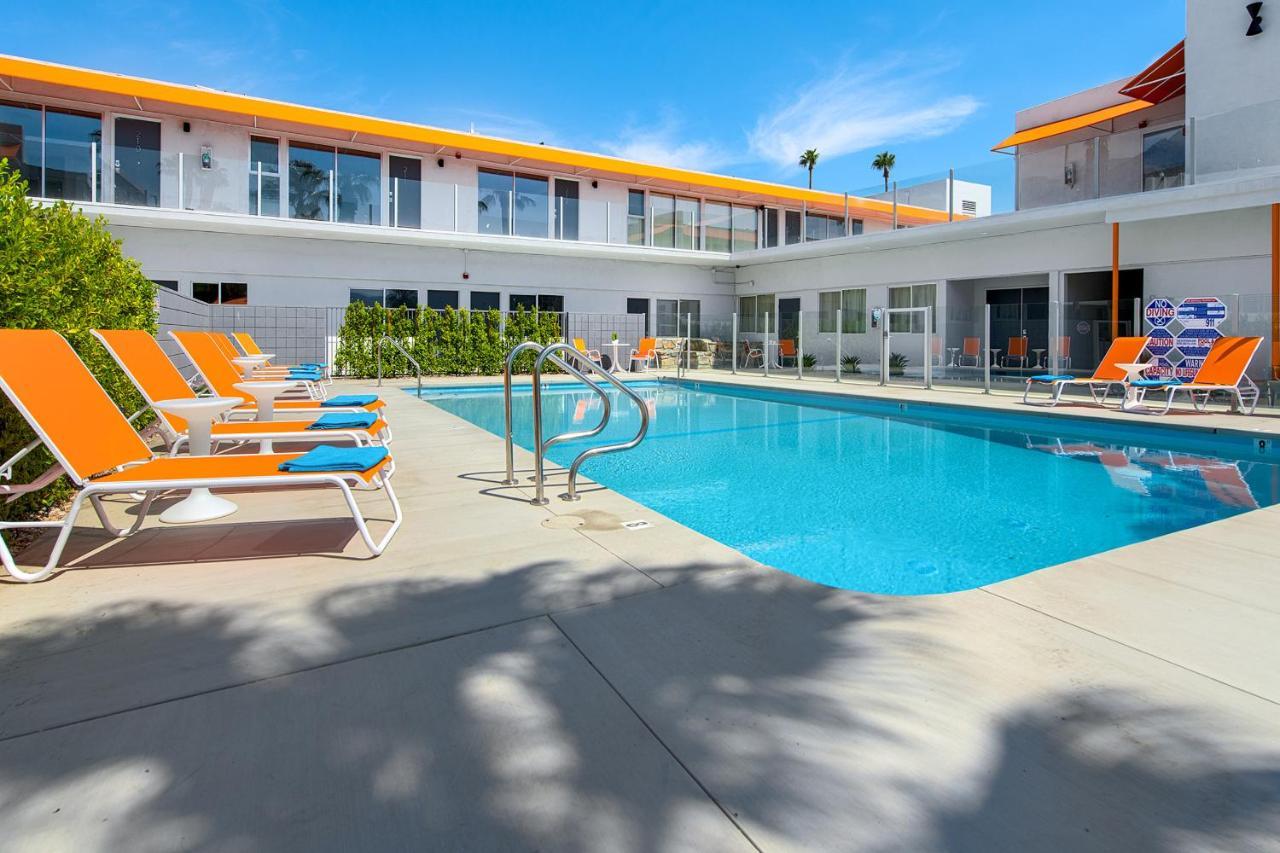 The Twist Palm Springs Otel Dış mekan fotoğraf