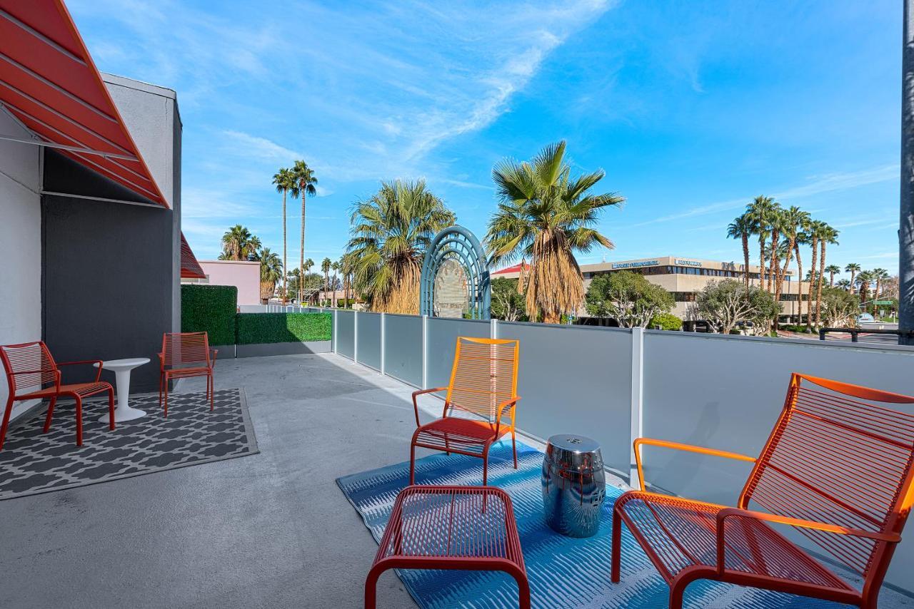 The Twist Palm Springs Otel Dış mekan fotoğraf